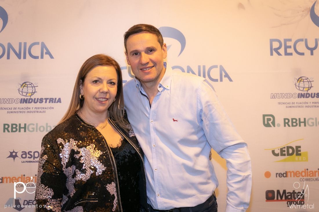 va metal 17 va metal 17